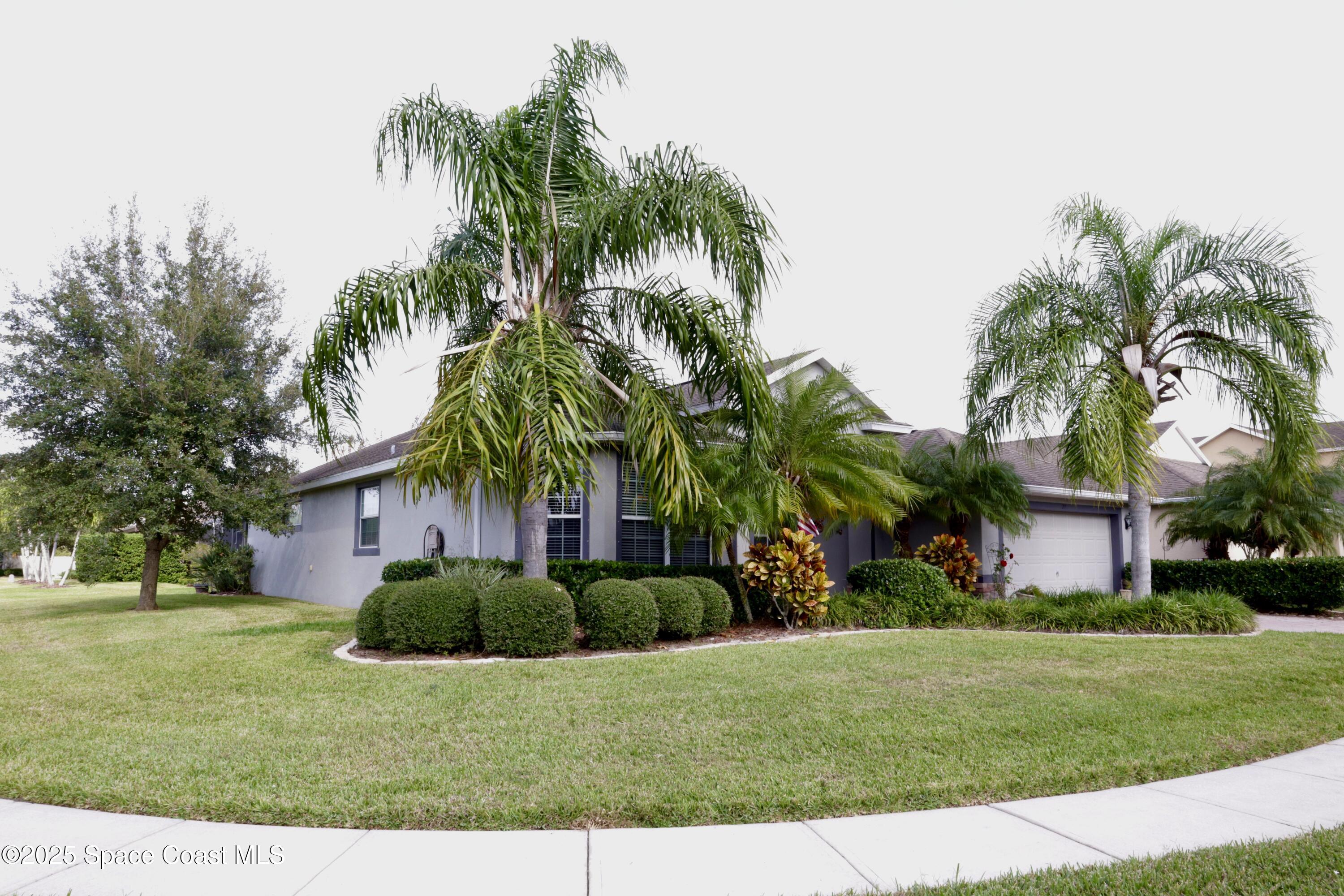 219 Abernathy Circle SE