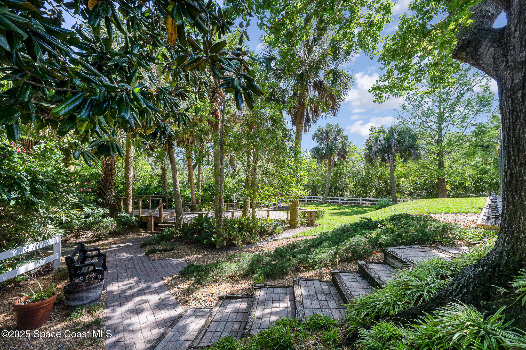 4163 Mockingbird Drive