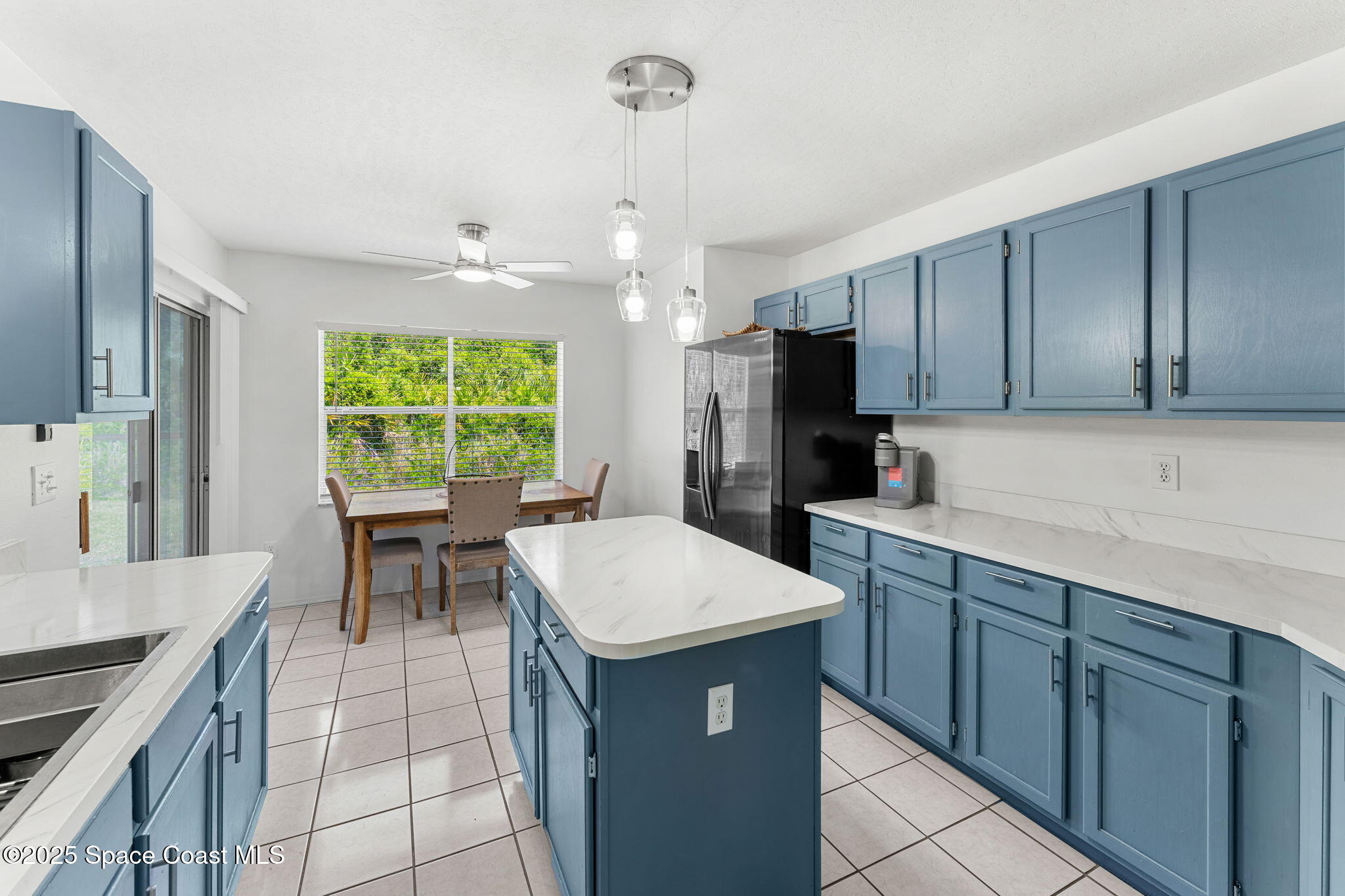 1157 Goldenrod Circle NE