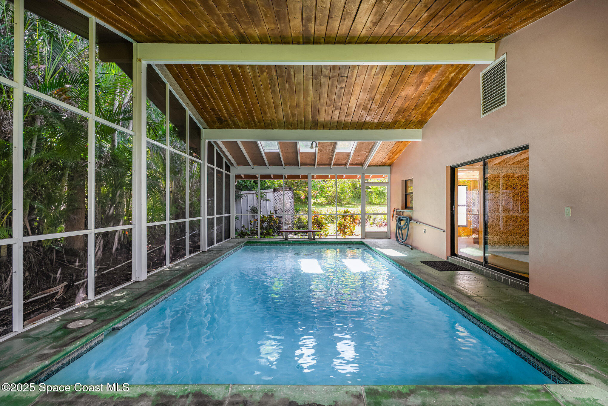 717 Indian River Drive