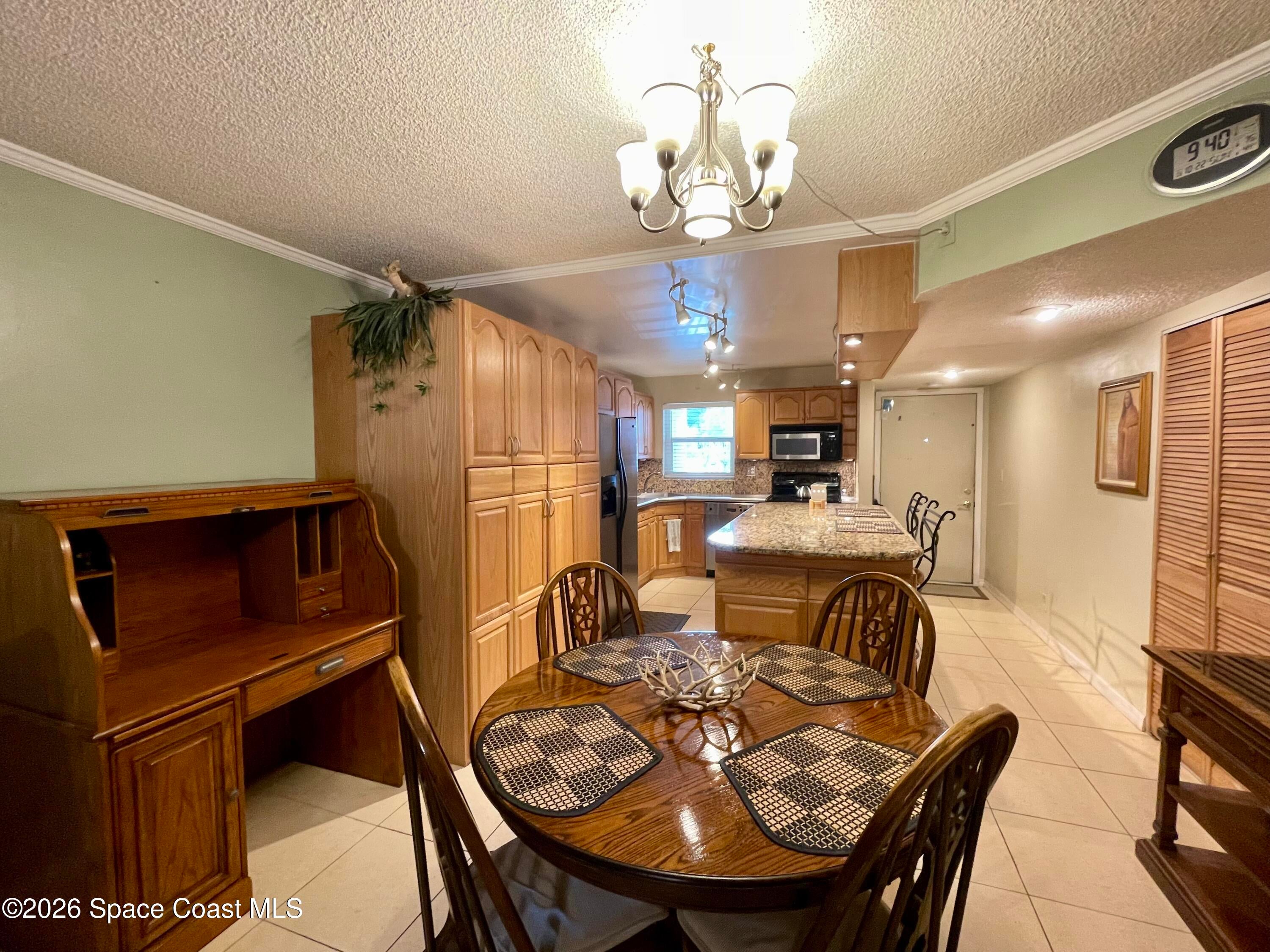 8521 S Old Country Manor 527