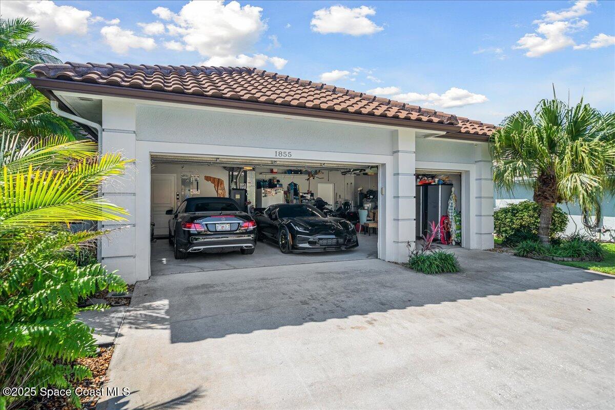 1855 Canterbury Drive