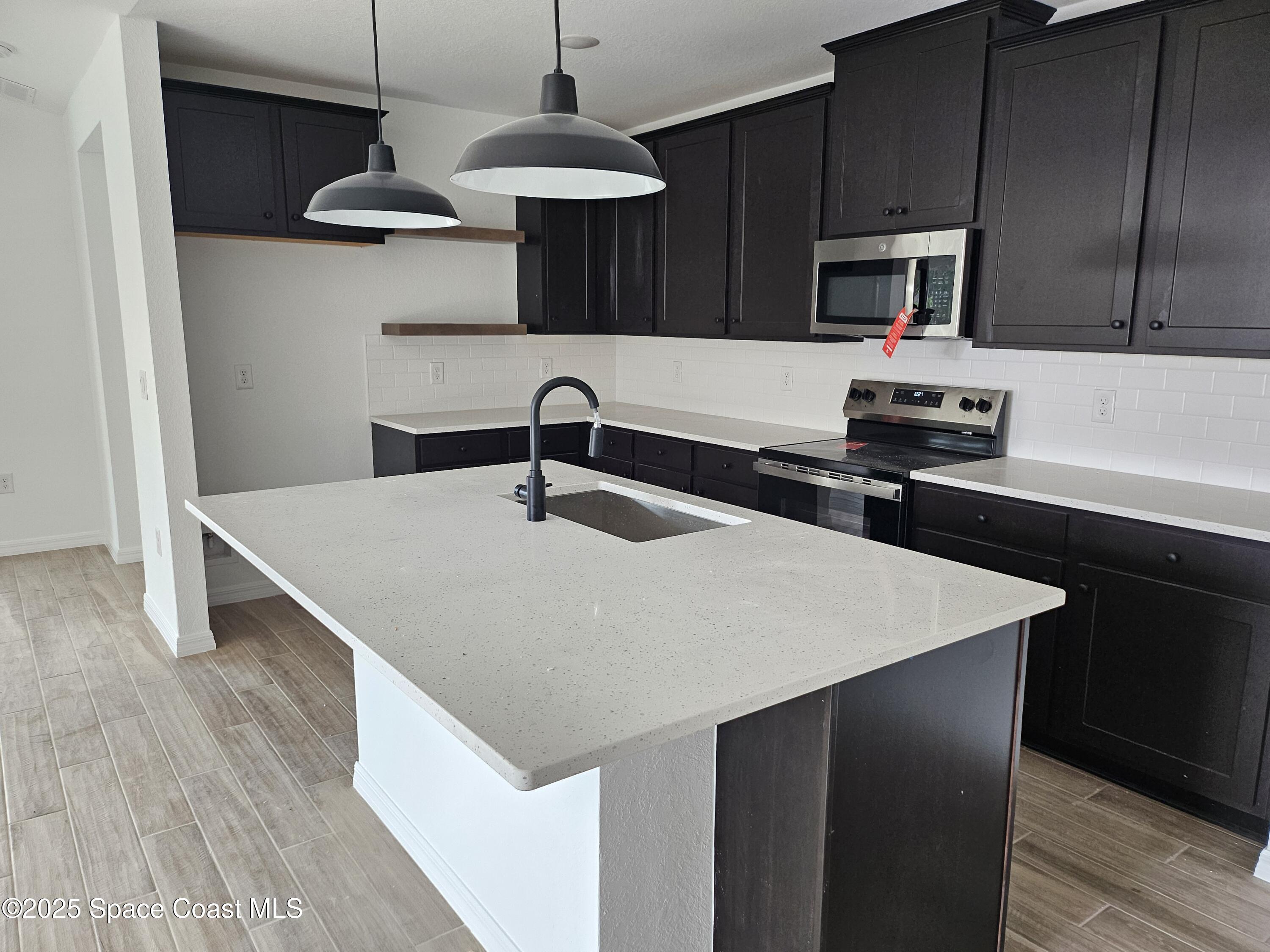 512 Olivia Street SW