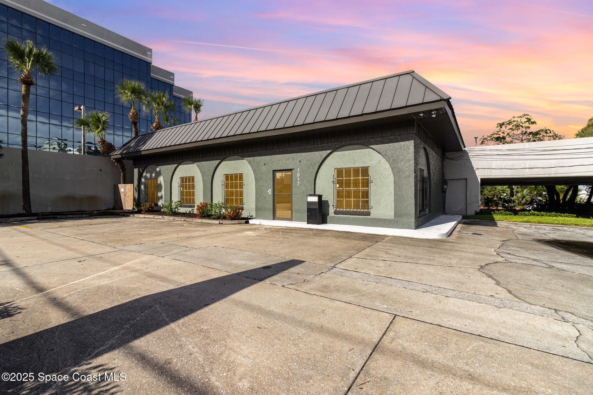 1917 S Harbor City Blvd, Melbourne, FL 32901