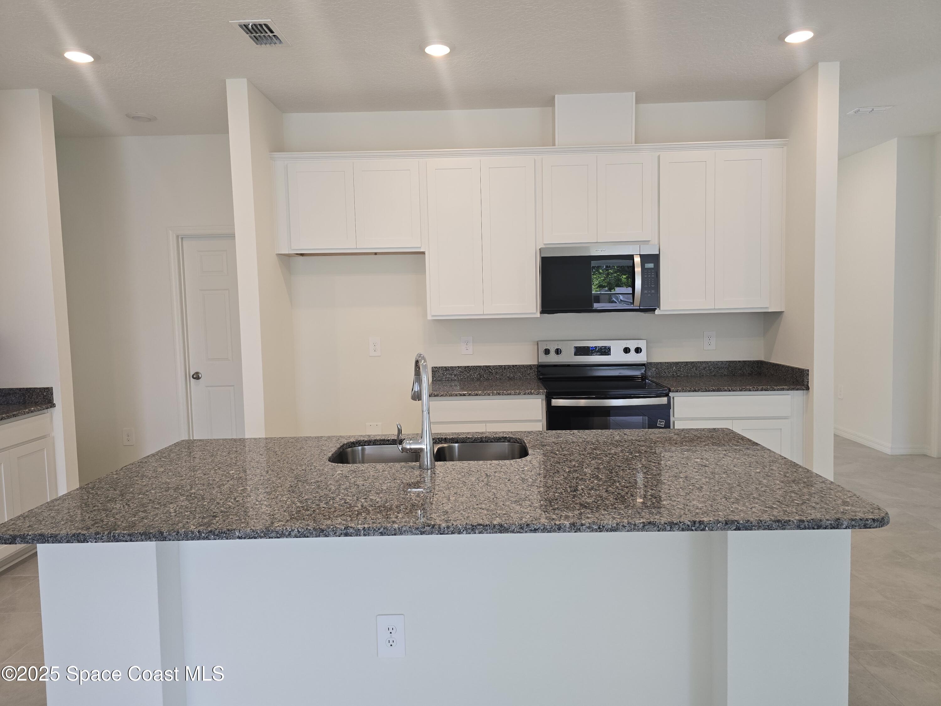 261 Consolata Avenue NW