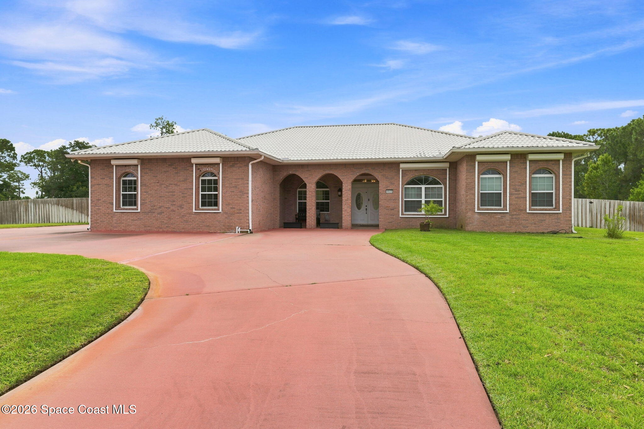 8605 Lake Ridge Drive