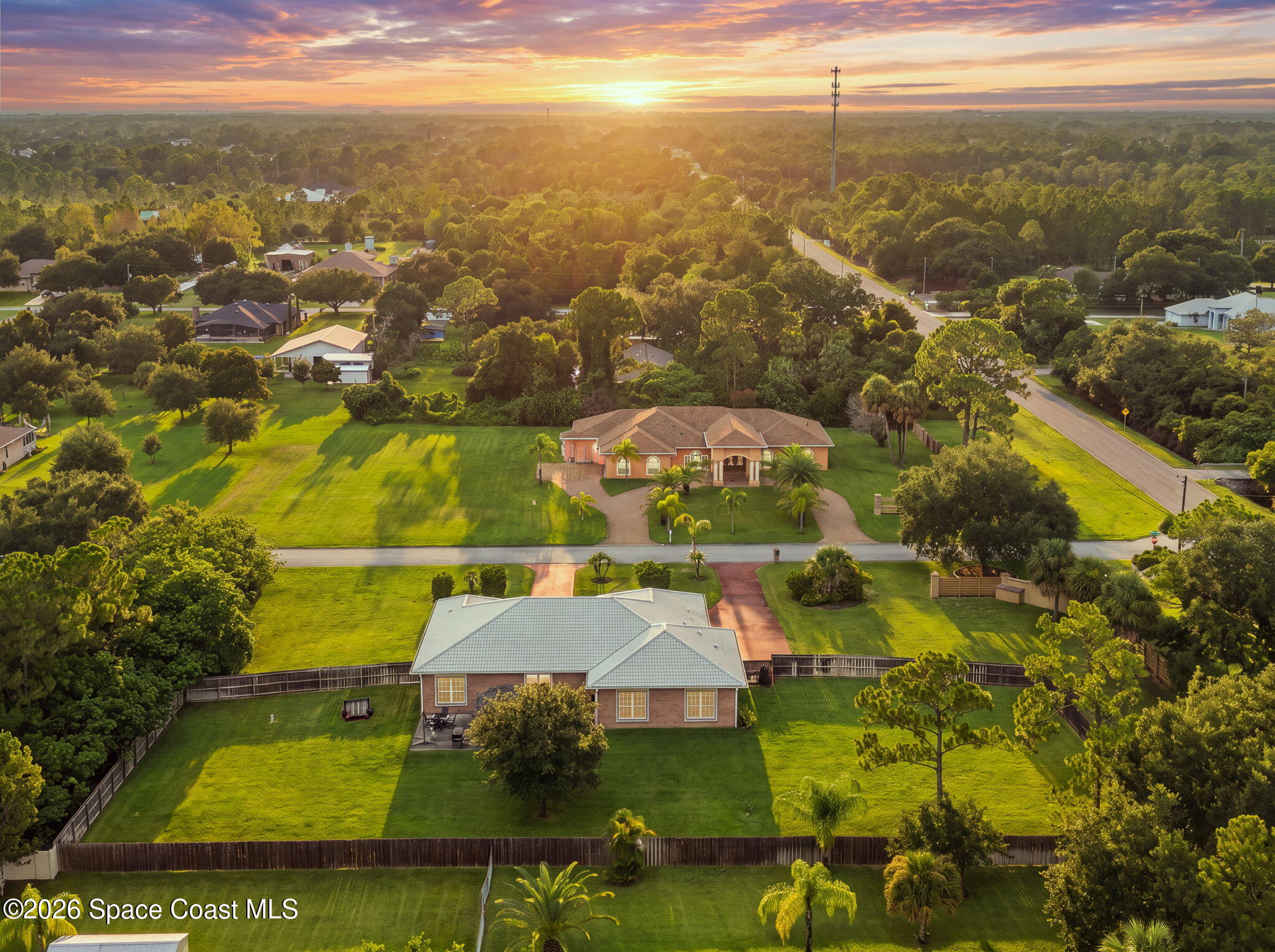 8605 Lake Ridge Drive