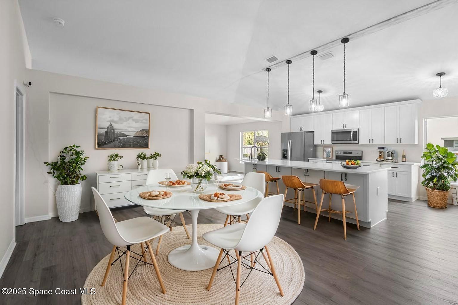 3475 Saddle Brook Drive