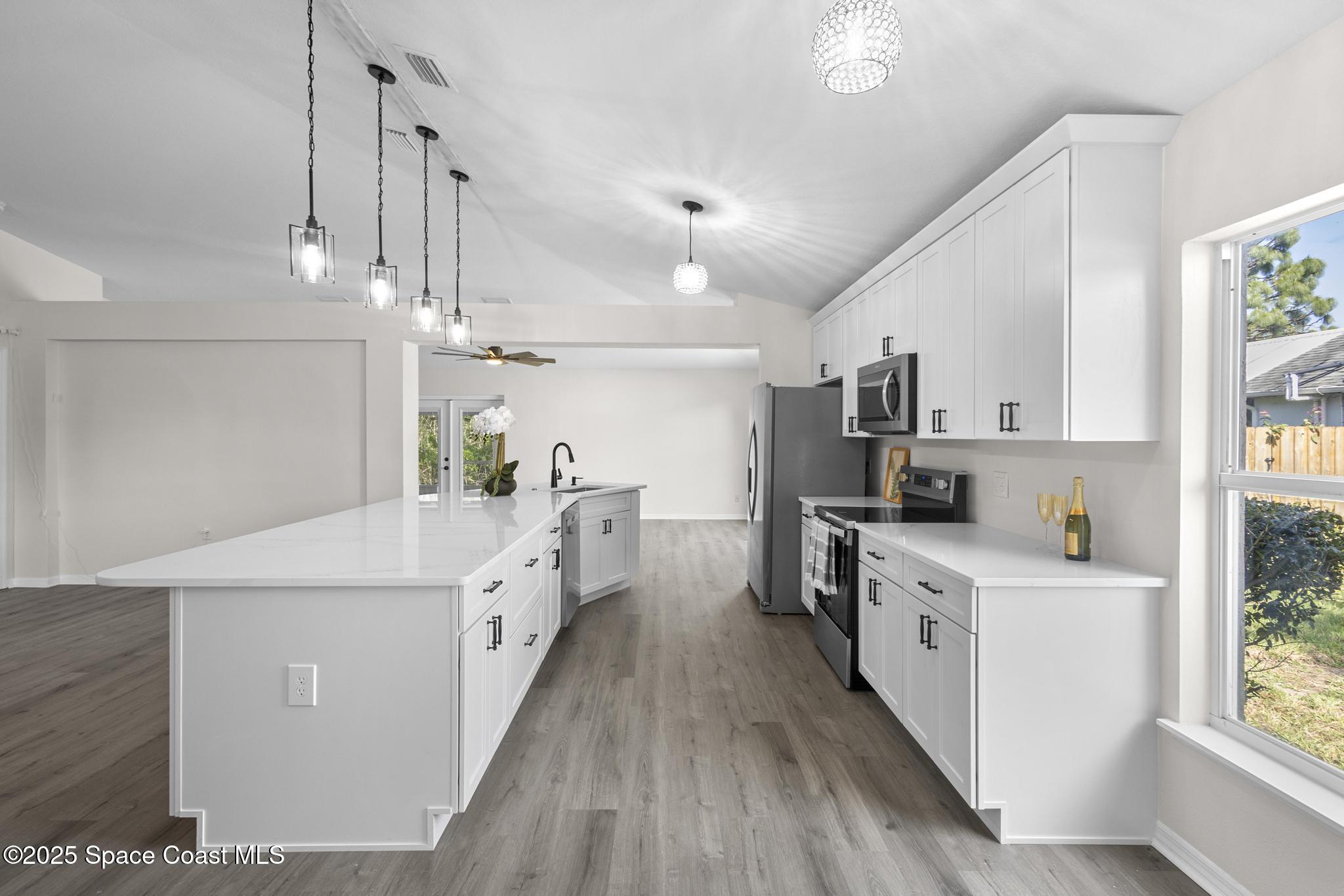 3475 Saddle Brook Drive