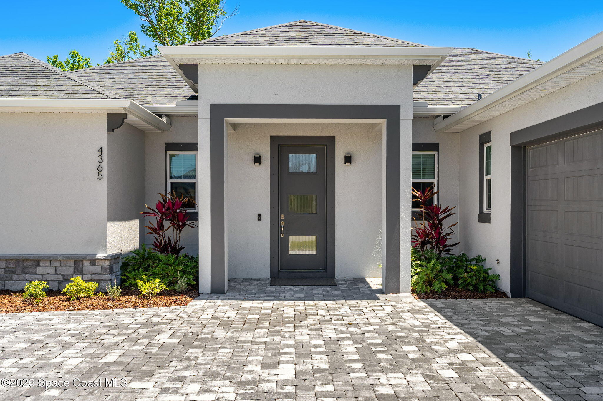 4365 Negal Circle