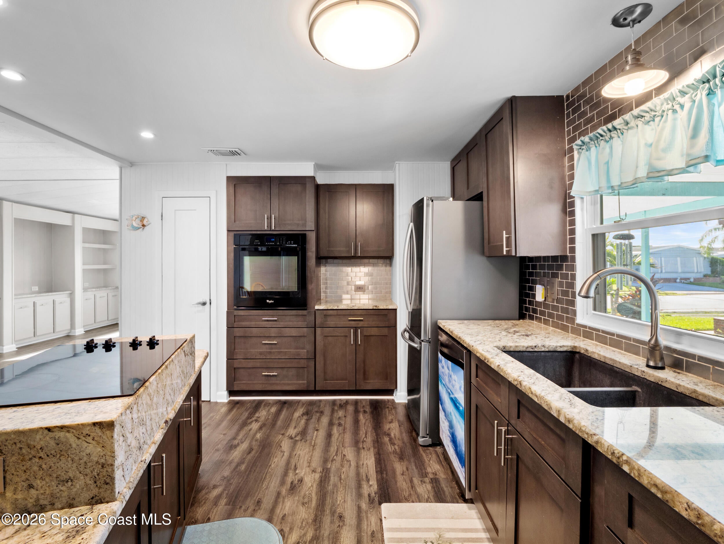 1972 Coco Plum Street NE
