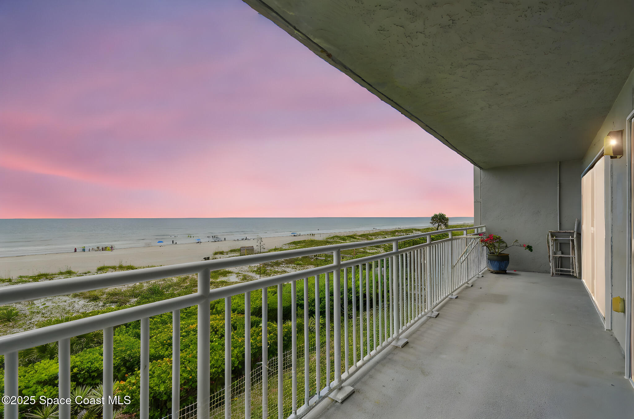 85 S Atlantic Avenue 403