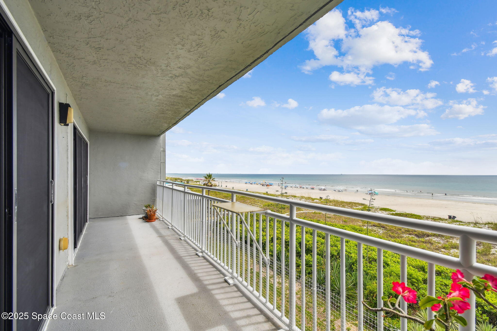 85 S Atlantic Avenue 403