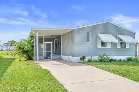 A home in Barefoot Bay