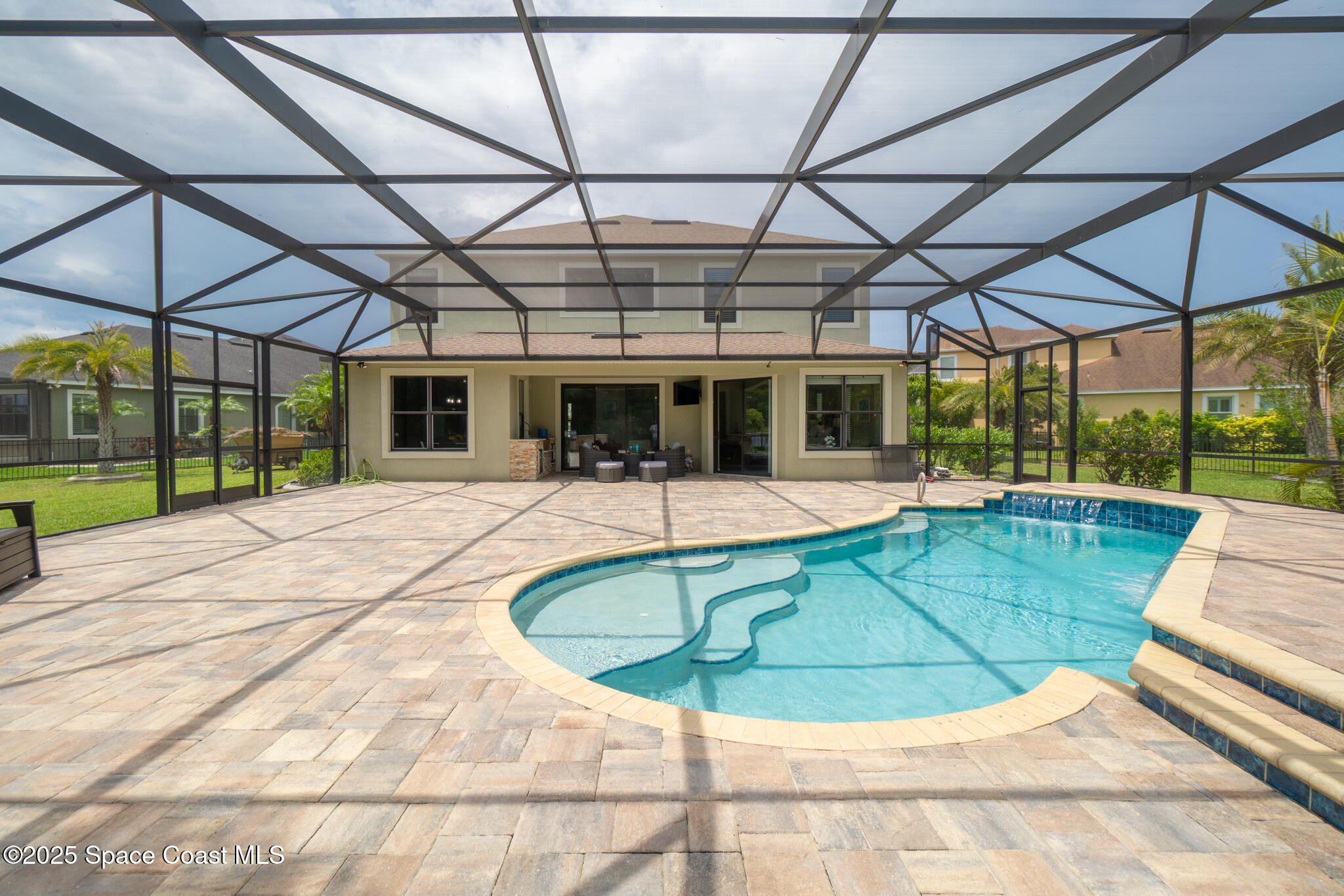 7914 Creshire Court