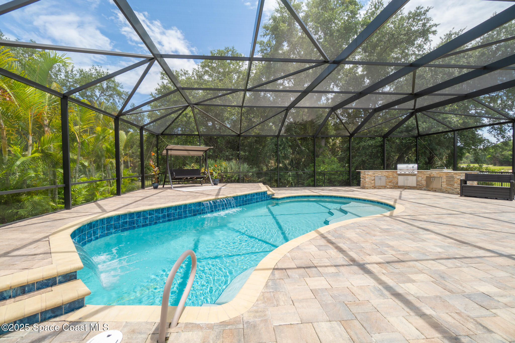 7914 Creshire Court