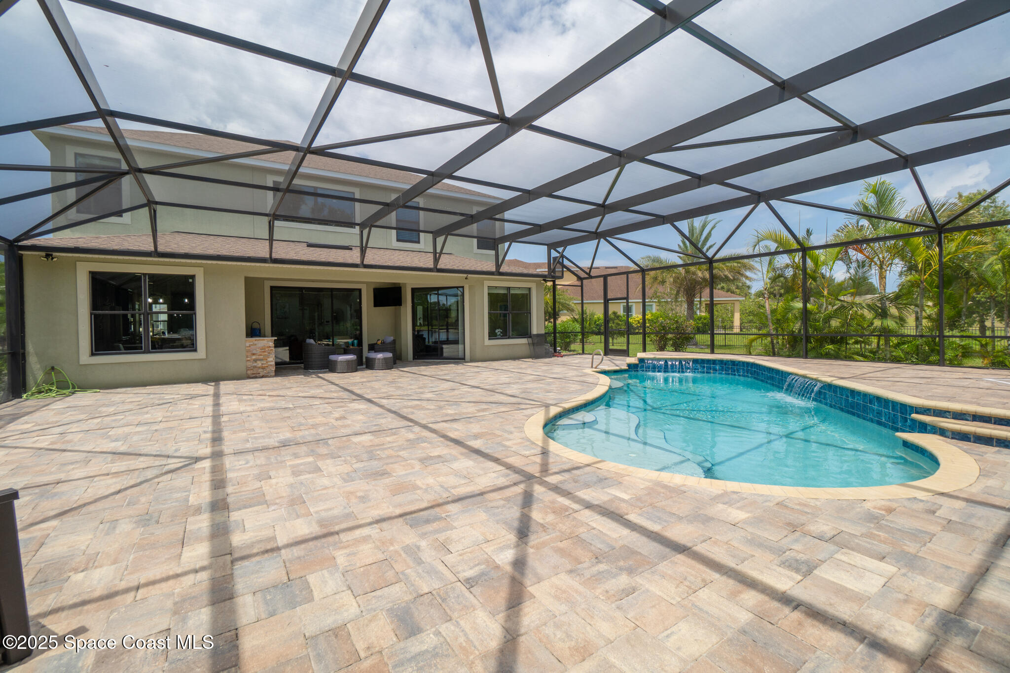 7914 Creshire Court