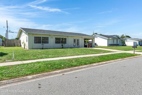Photo of 920 NE Burn Drive NE, Palm Bay, FL 32905 (MLS # 1060079)