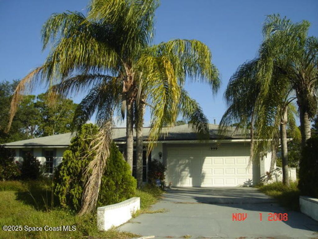 Photo of 999 Castile Road SE, Palm Bay, FL 32909 (MLS # 1055992)