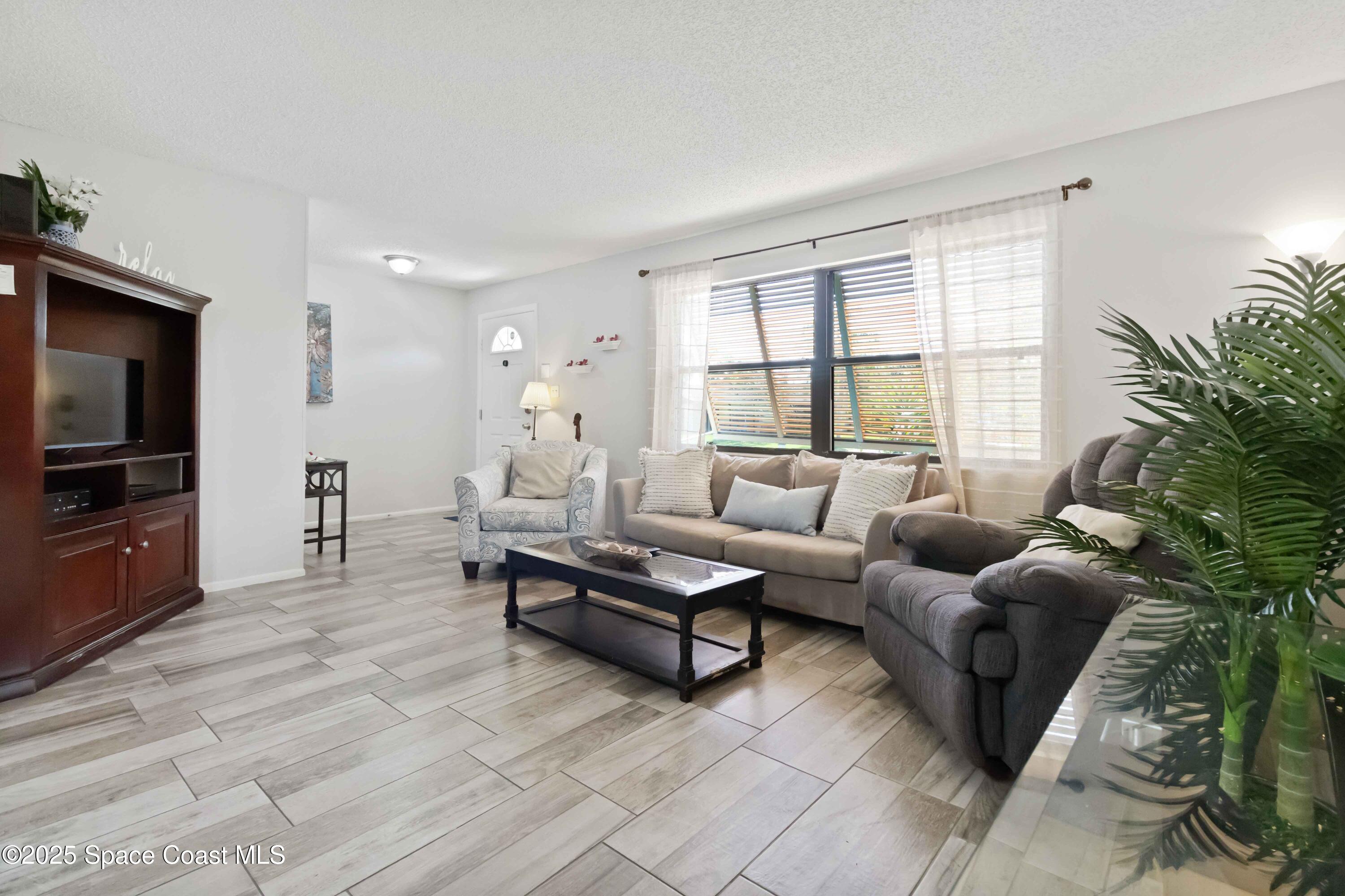 2816 Watkins Drive