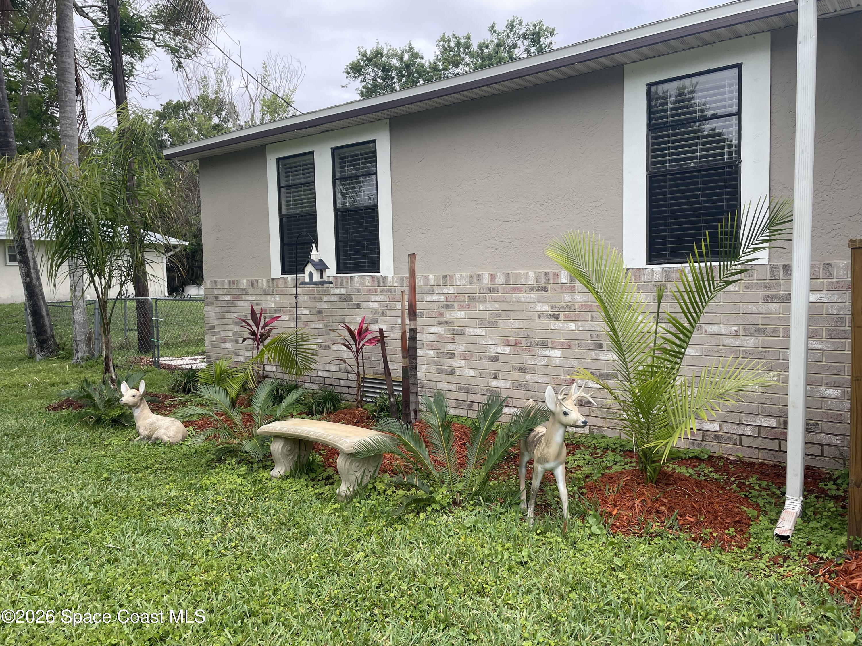 2365 Cottonwood Avenue