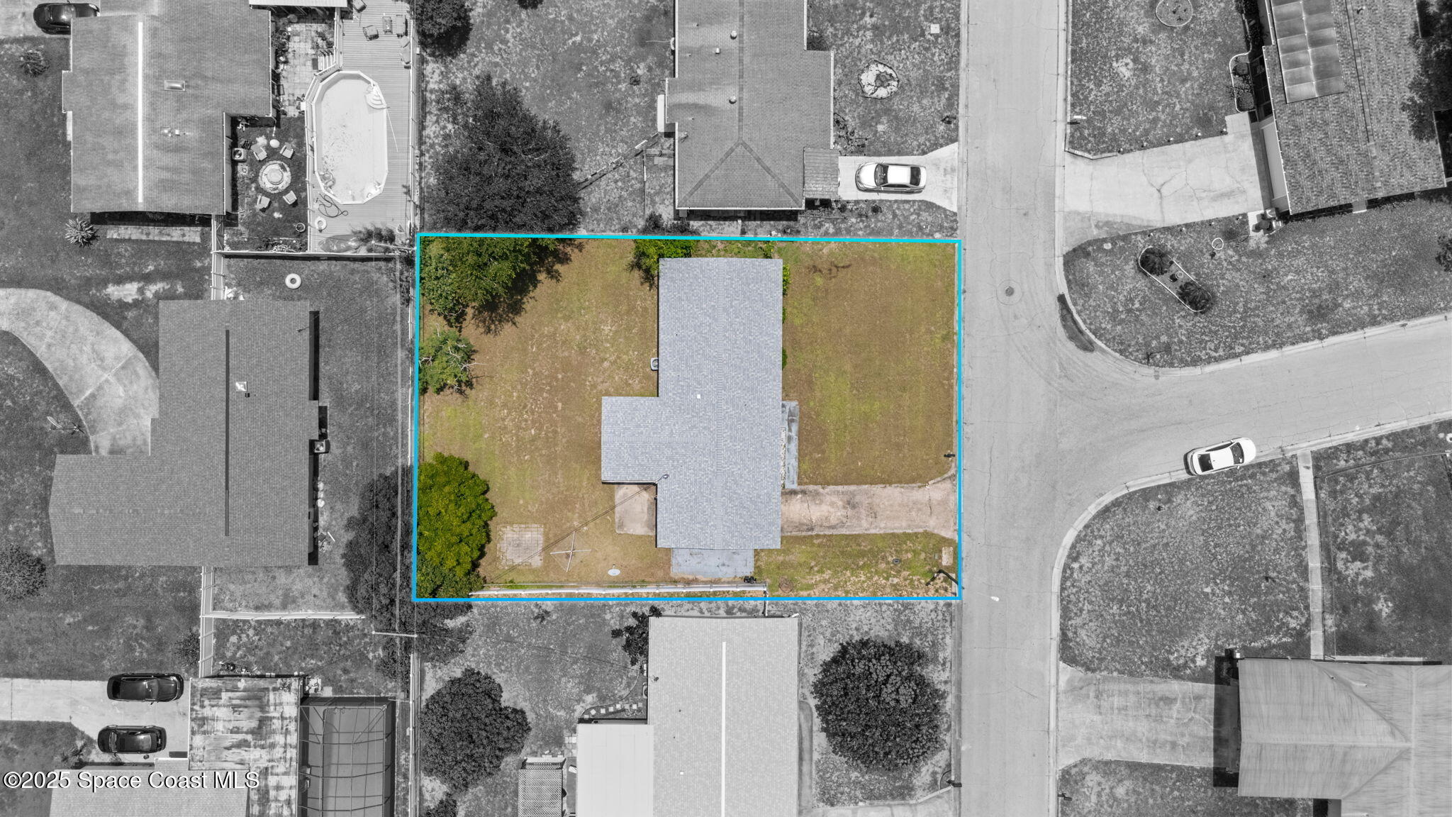 2743 Pine Ridge Drive