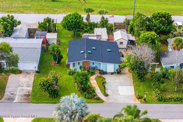 241 AVENIDA CENTRAL, INDIALANTIC, FL 32903 - Image 61eae720a49ff96d8f2a6dc400ae89ca/1630320991