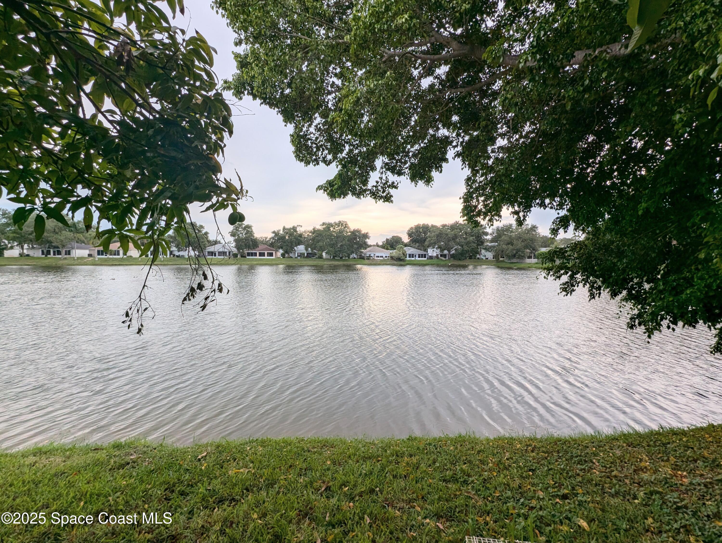 1675 Vista Lake Circle