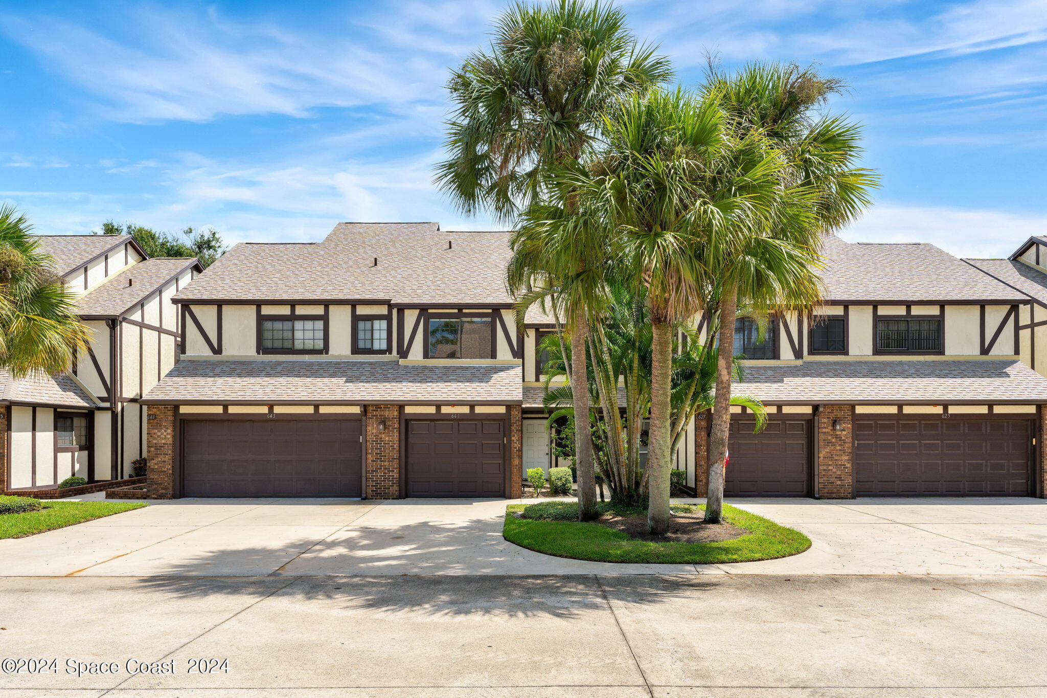 641 Greenwood Manor Circle 32
