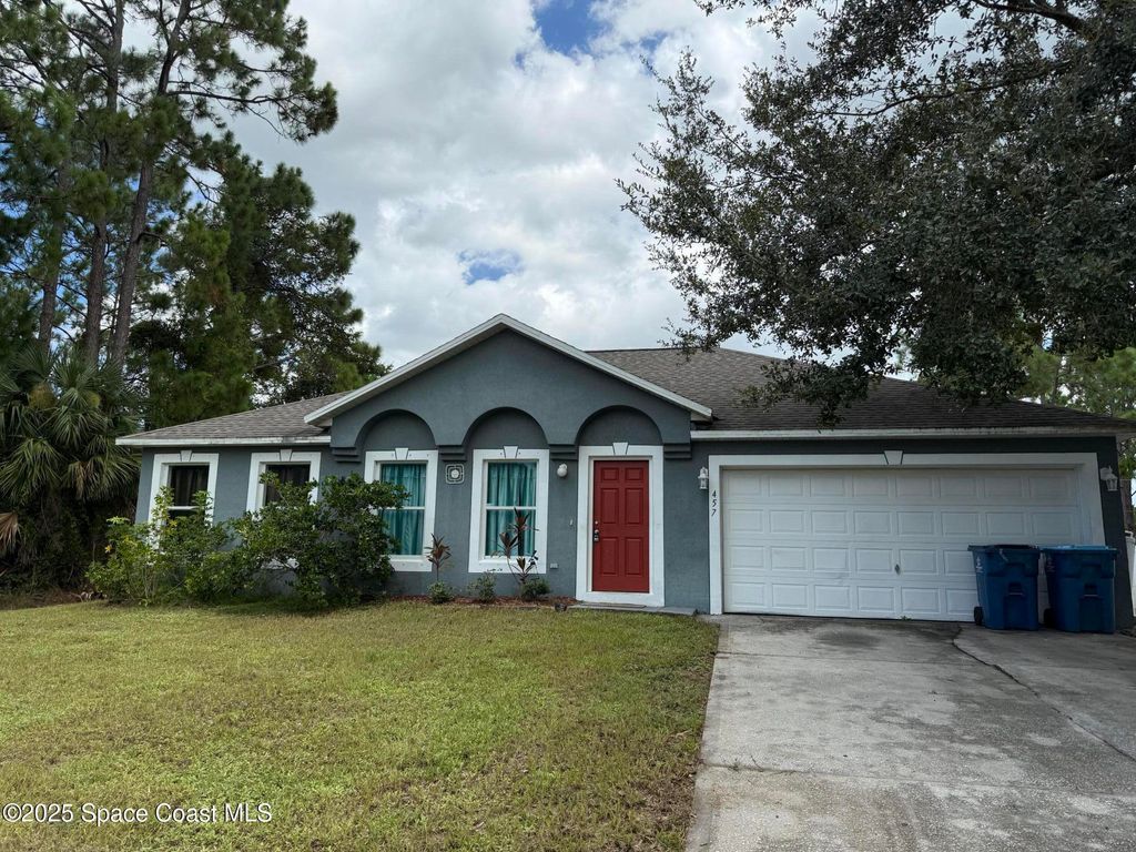 Photo of 457 Fitzsimmons Street, Palm Bay, FL 32908 (MLS # 1055849)