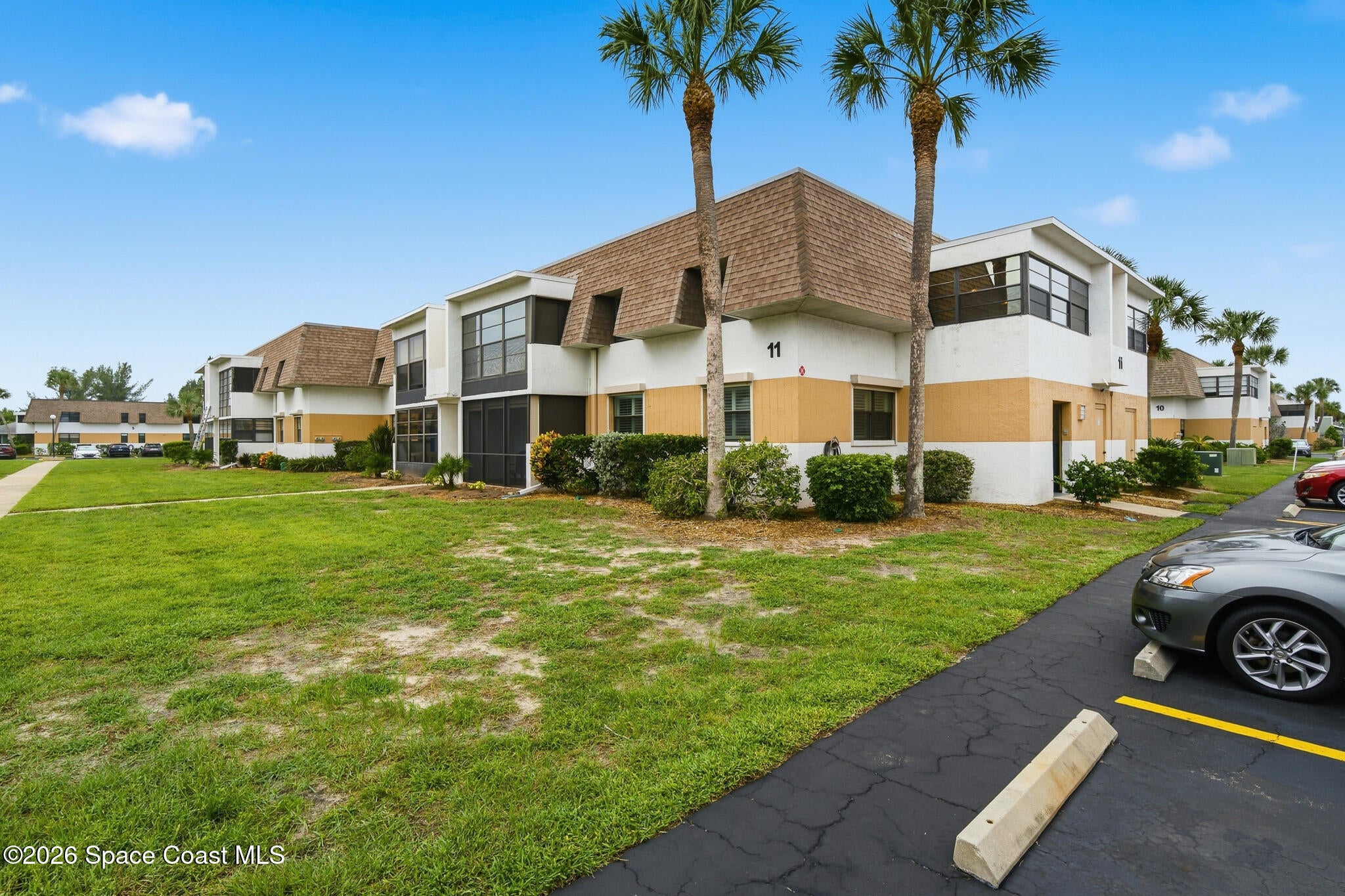 2700 N Highway A1a 11-202