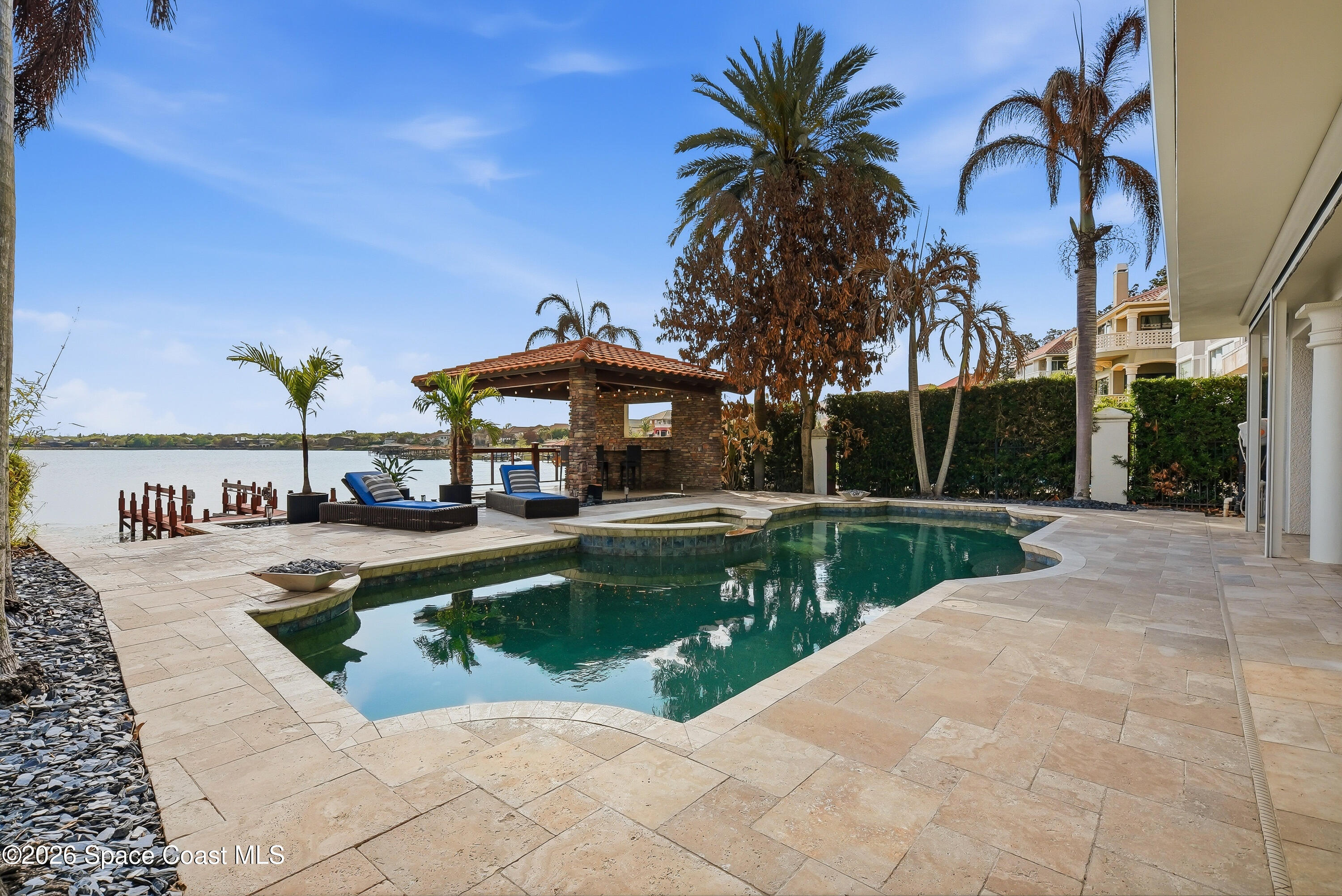 8020 Firenze Boulevard