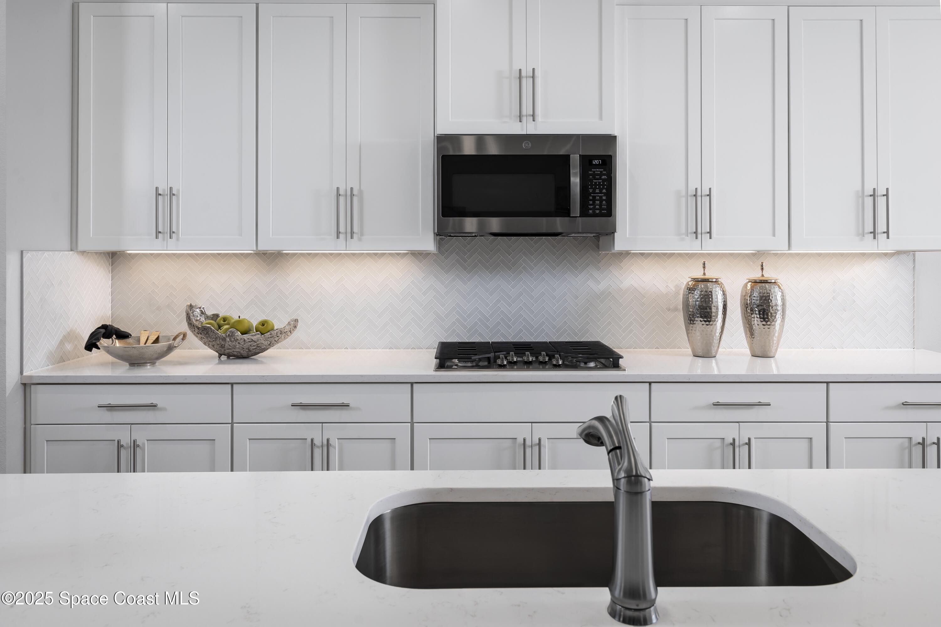 2638 Nilgiri Street NW