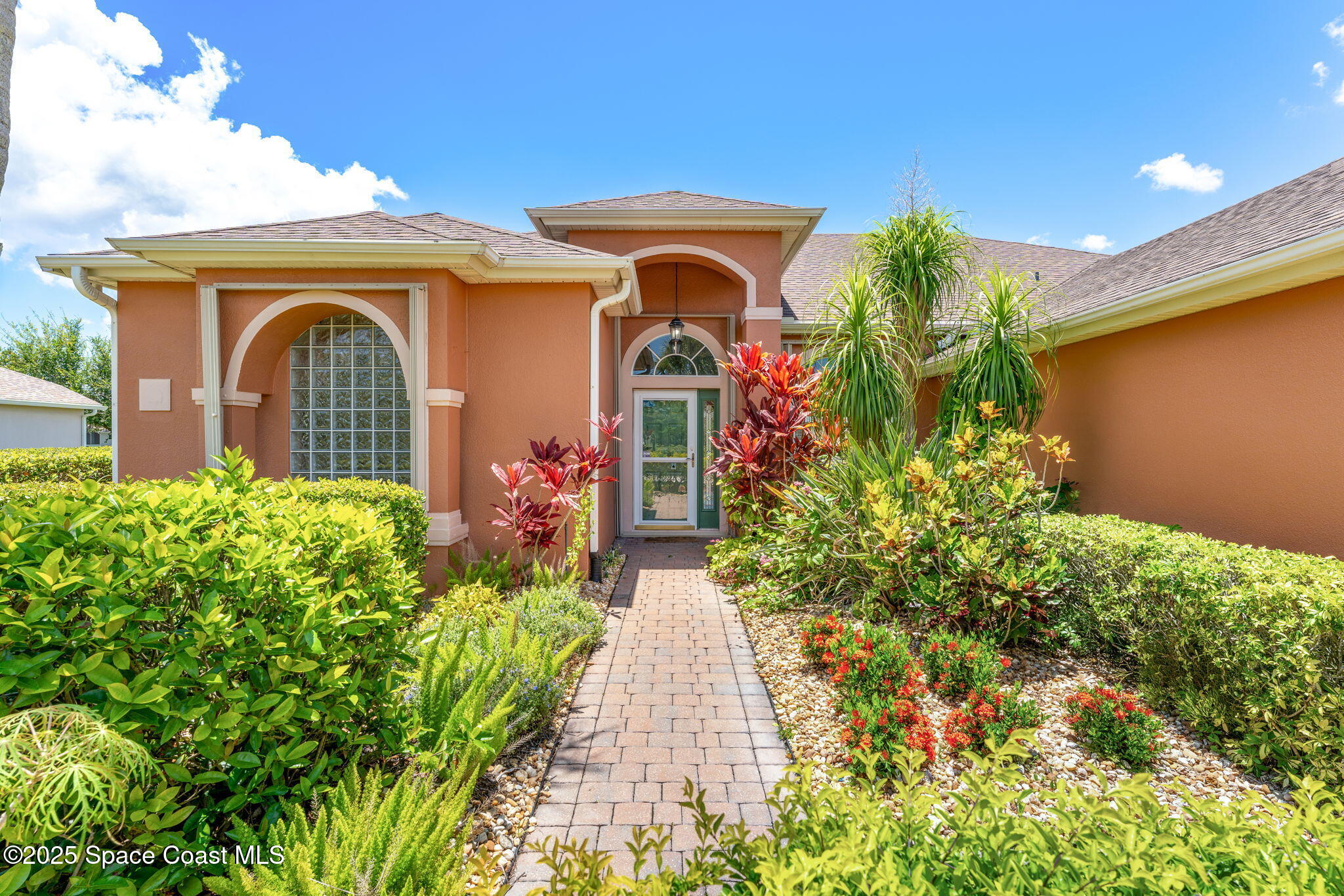 3121 Camberly Circle