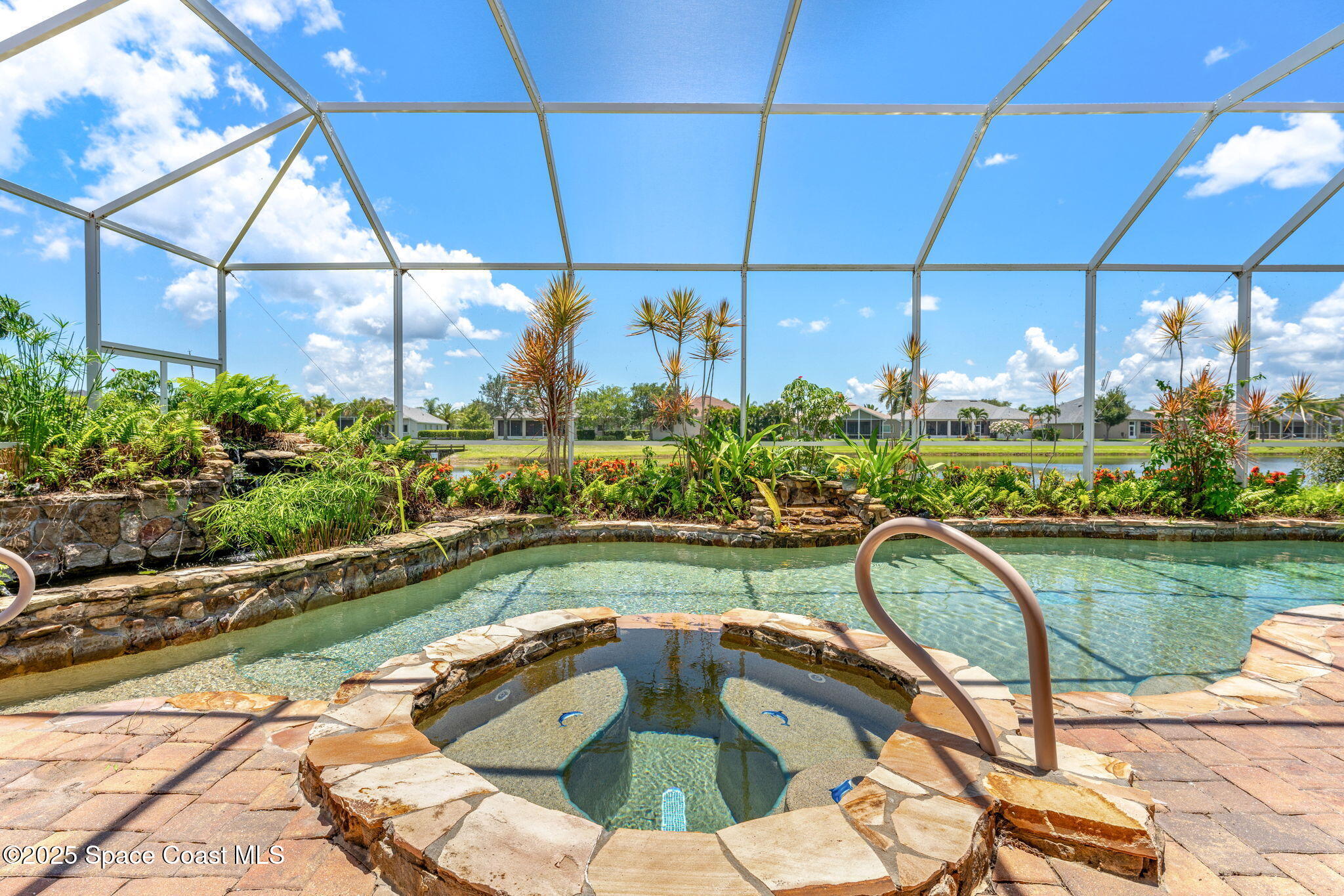 3121 Camberly Circle