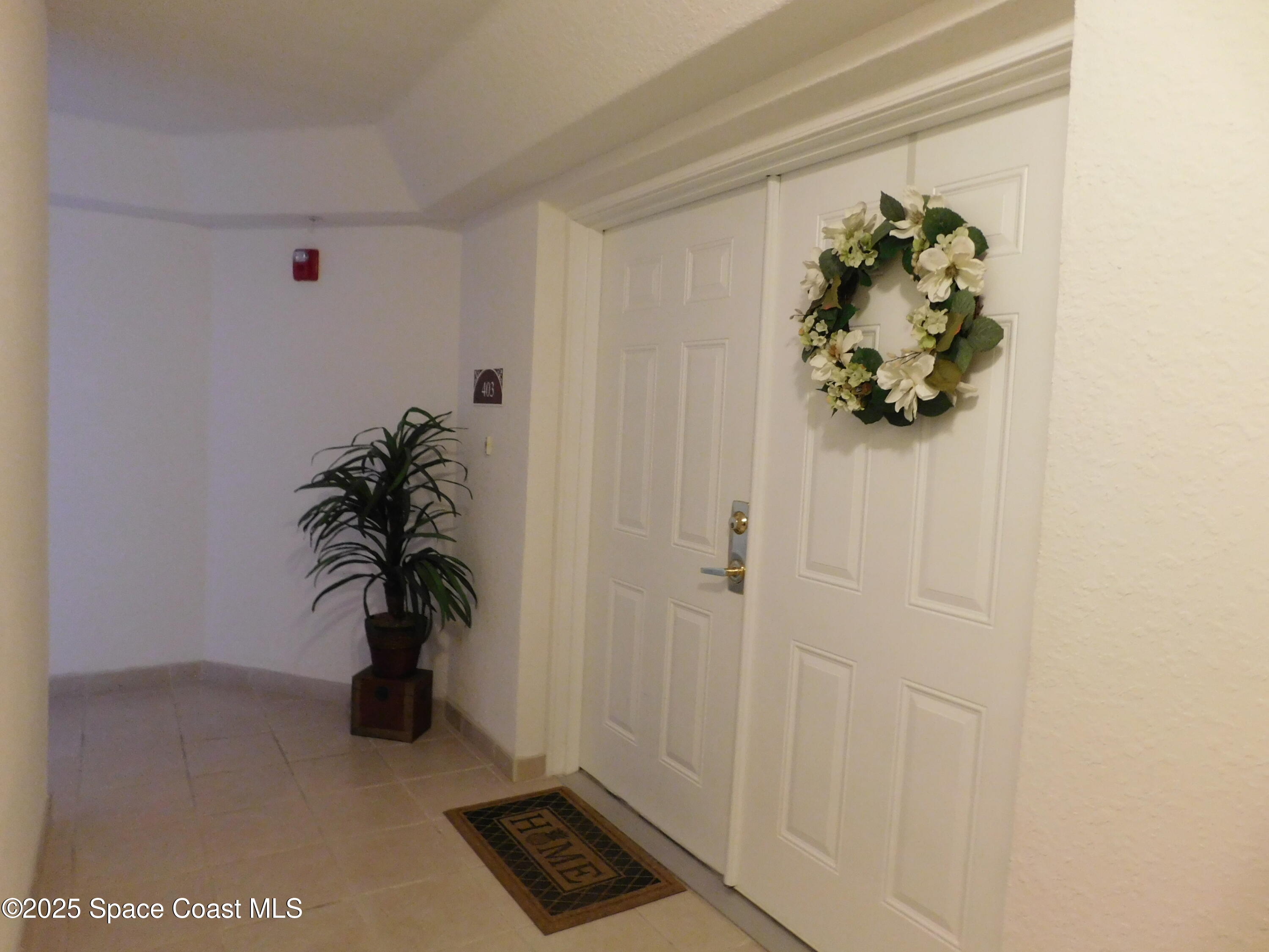 8903 Laguna Lane 403