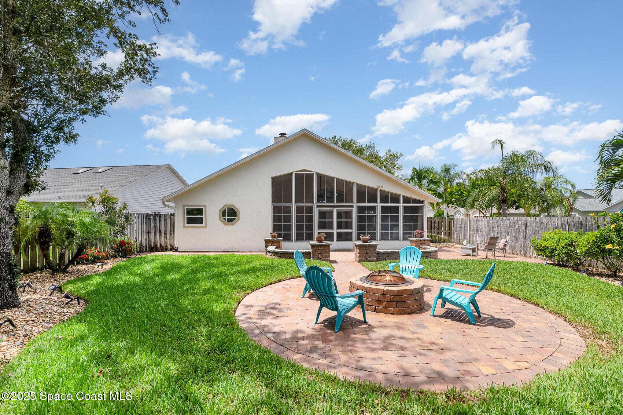 6825 Whitetail Court