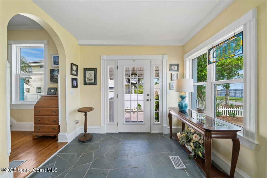 1110 Riverside Drive