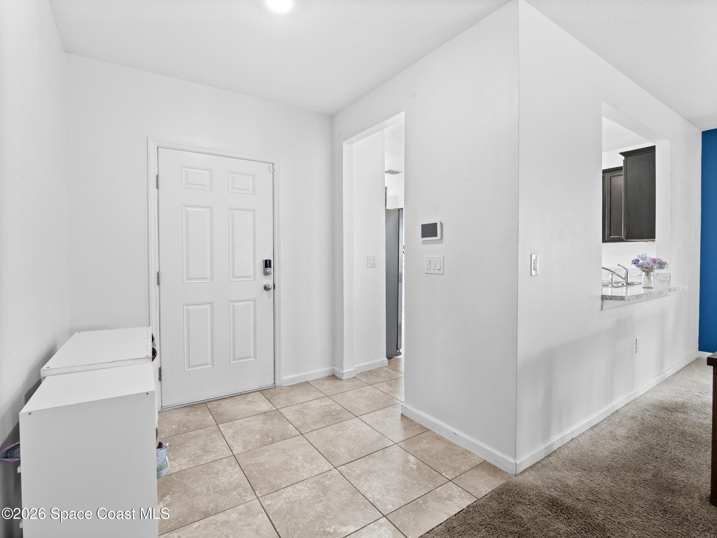 275 Guinevere Drive SW