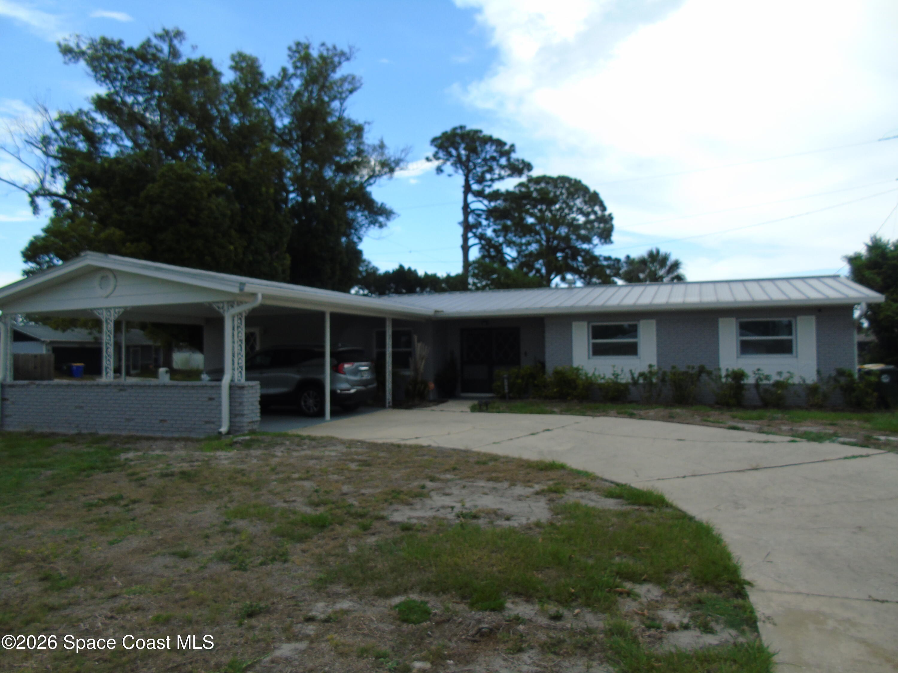1708 Golfview Drive