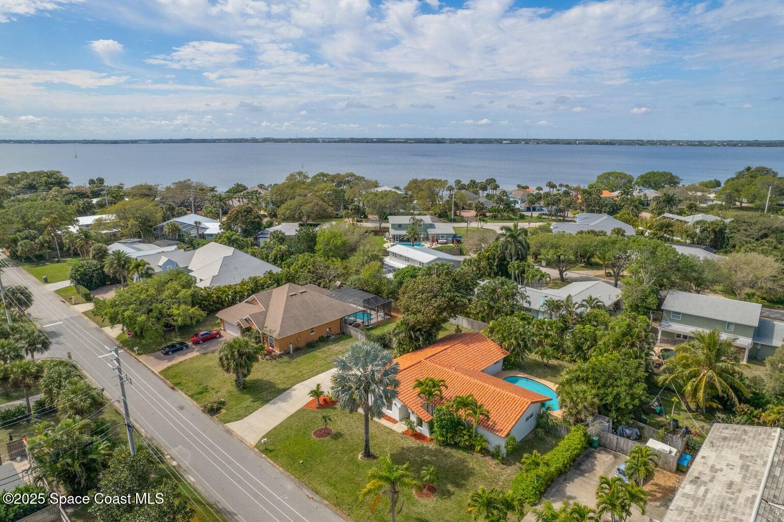 300 S Palm Avenue