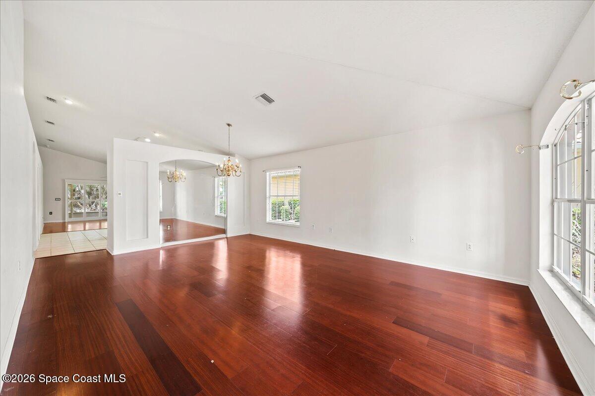 502 Royston Lane