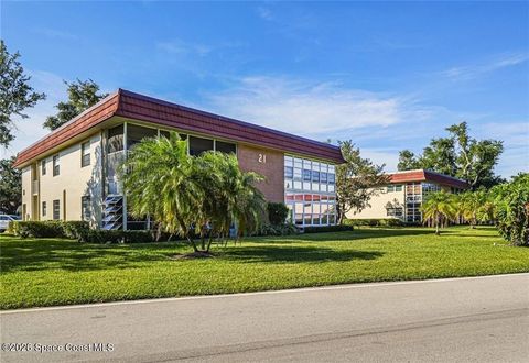 Property photo of 21 Pine Arbor Lane 104, Vero Beach, FL 32962
