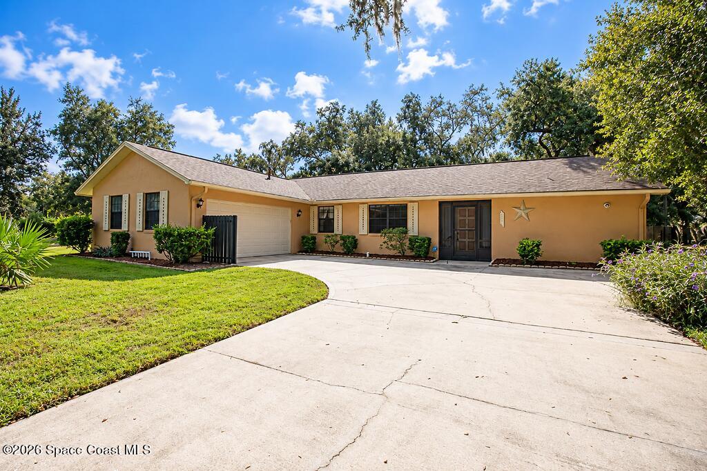 3815 Grovewood Lane