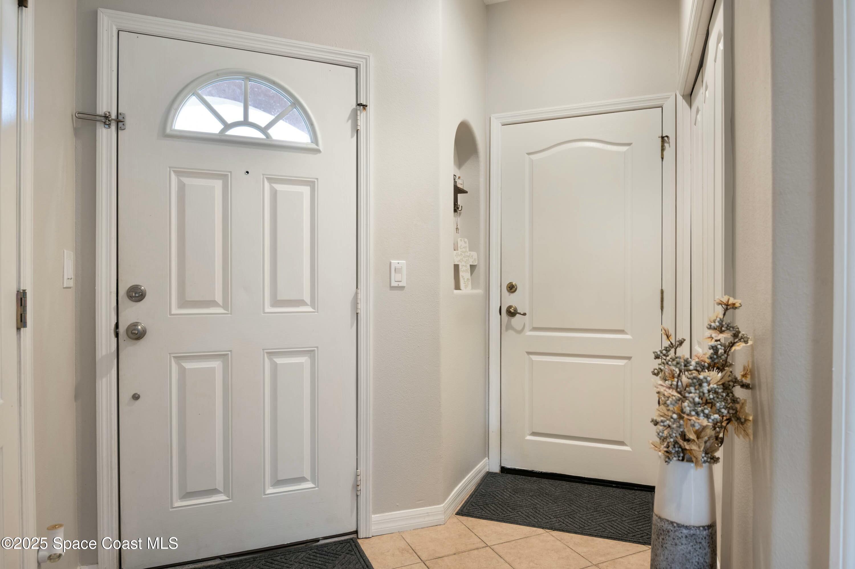 1035 Venetian Drive 101