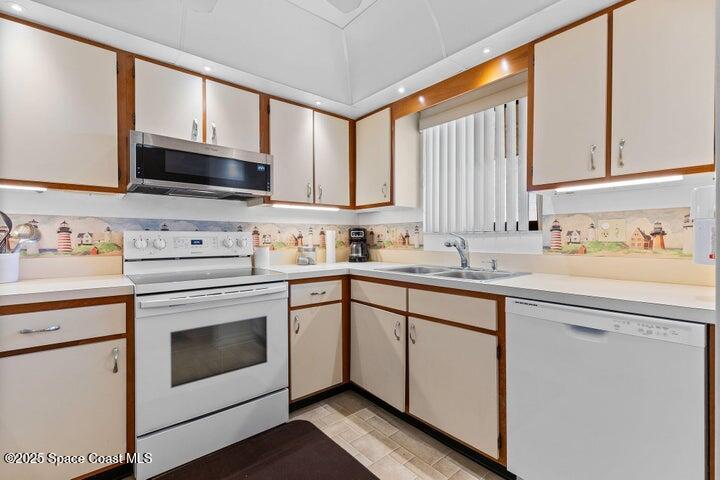 3799 S Banana River Boulevard 512