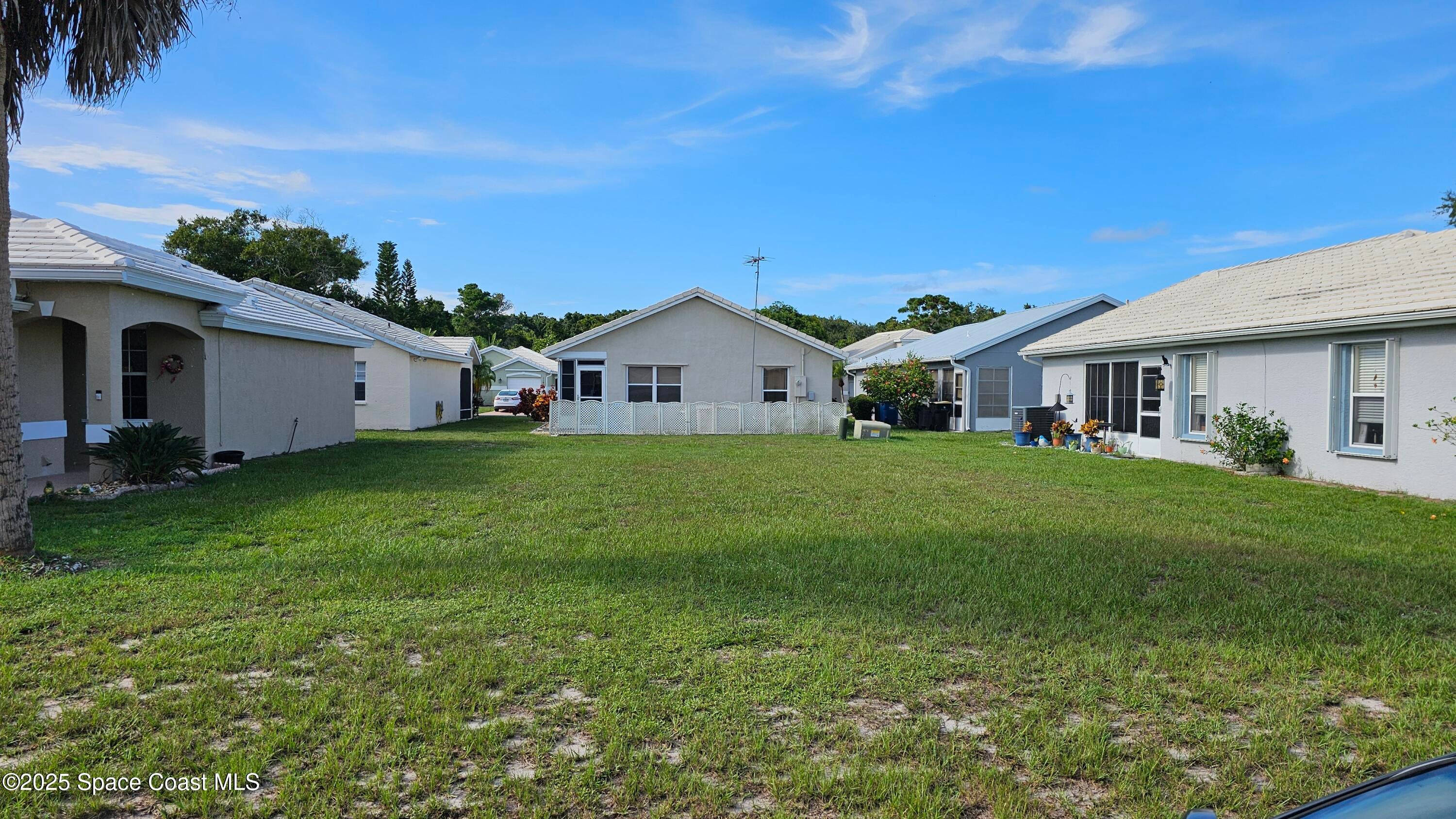 1941 Myrtle Court NE