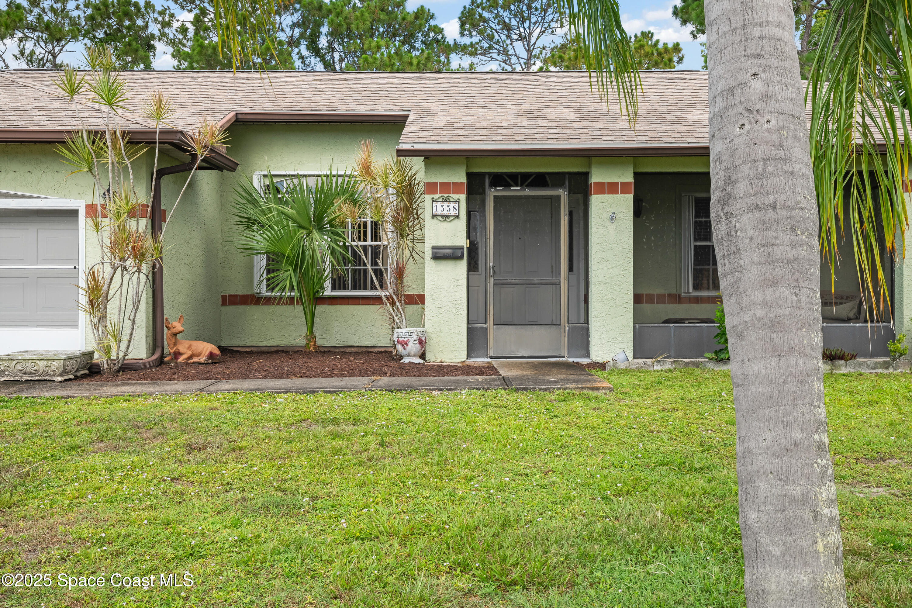 1558 Alexis Terrace SE