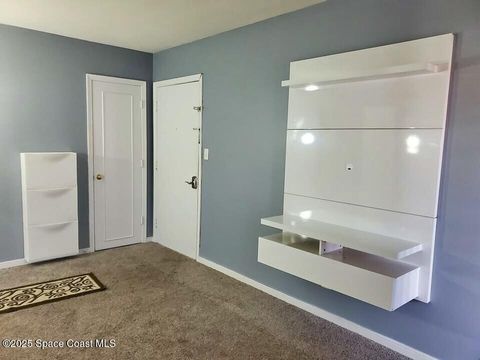 125 E Colonial Court D Indian Harbour Beach FL 32937