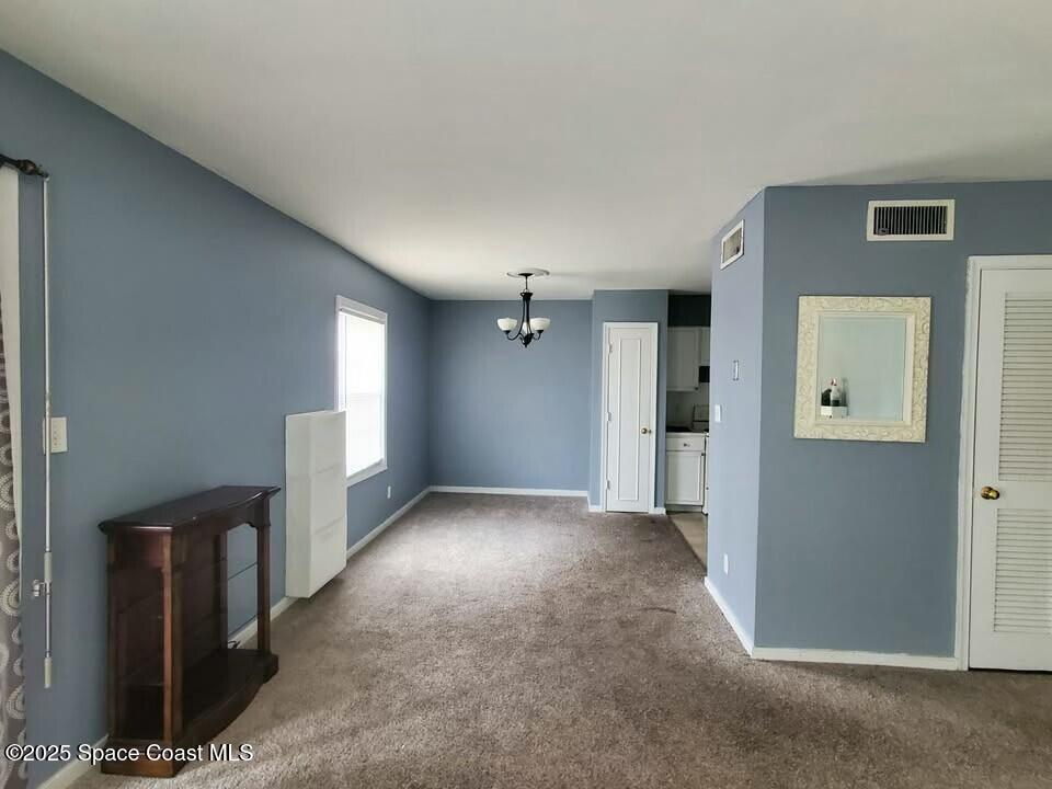 125 E Colonial Court D